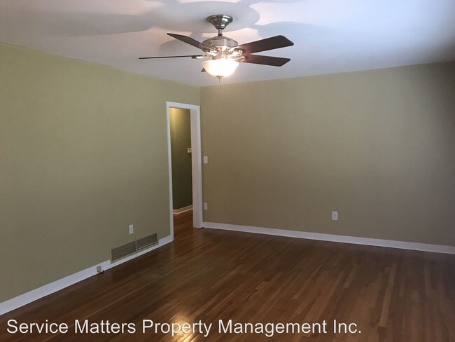 Building Photo - 138 Mango St