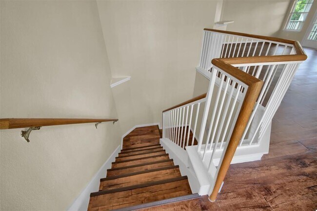 Foto del edificio - 1900 Scofield Ridge Pkwy