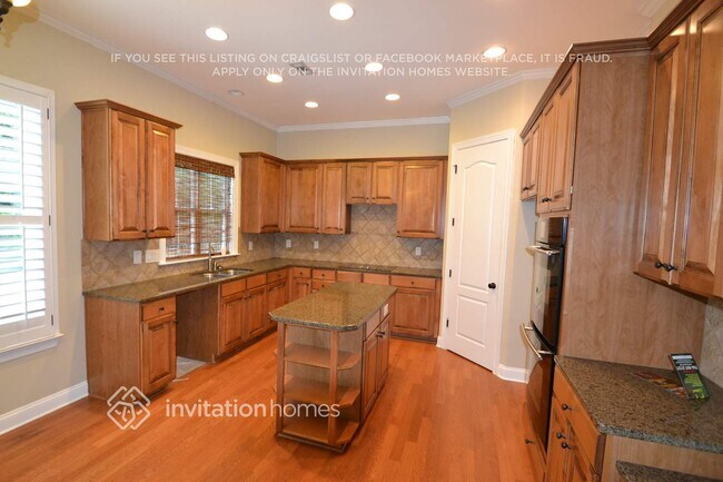 Building Photo - 3021 Misty Moss Ct
