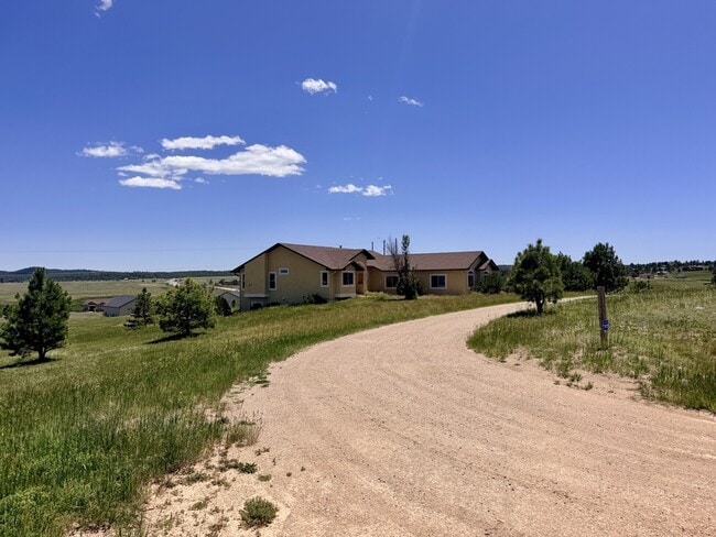 Building Photo - 18515 Peaceful Pines