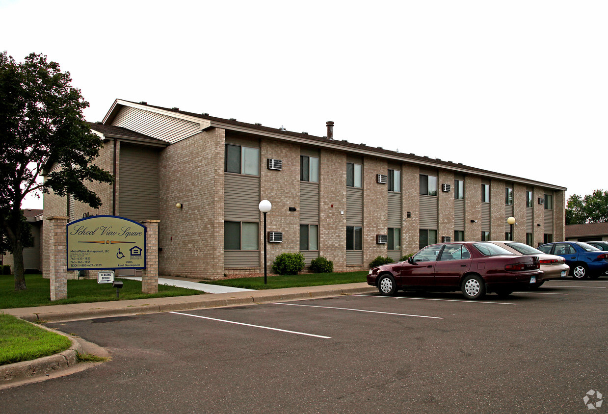 Foto principal - School View Square Apartments