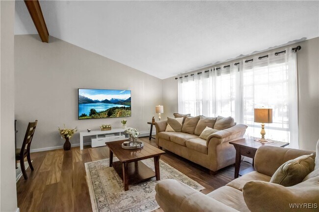 Foto del edificio - 82 Cherrywood Dr