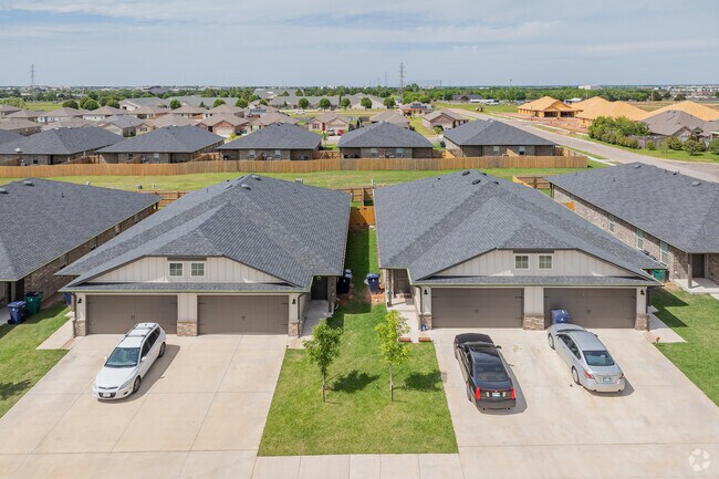 Foto del edificio - Chisholm Creek