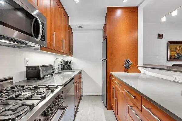 Foto del edificio - 67 E 11th St