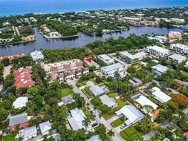 Foto del edificio - 1202 Palm Trl