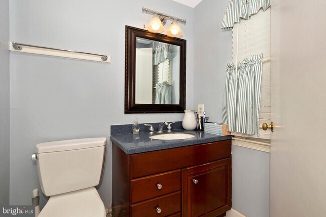 Building Photo - 2211 Aventurine Way