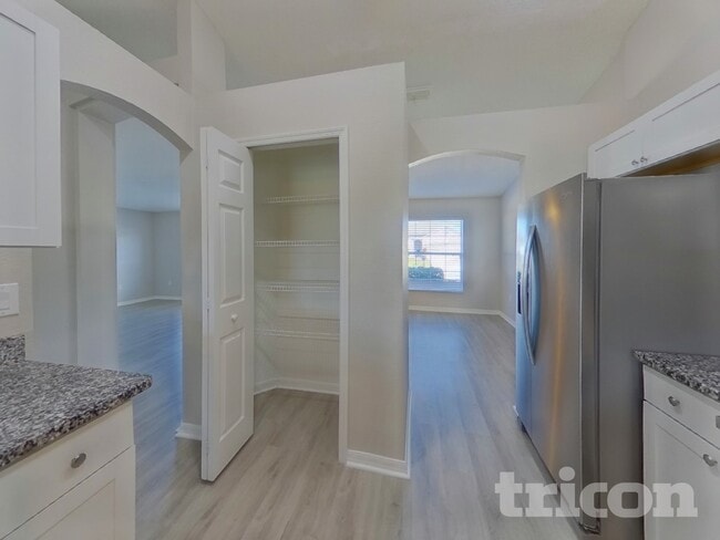 Building Photo - 102 Milton Pl