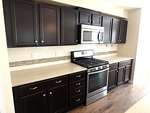 Building Photo - 248 Rolling Meadows Dr