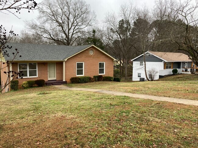 S1 - 5200 Peppercorn St