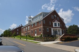Building Photo - 6 Admirals Wy