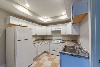 Building Photo - 133 S 38th St