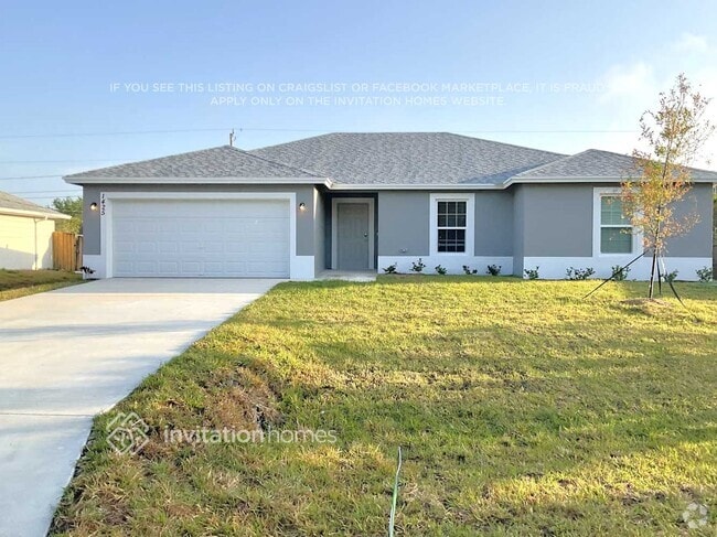 Building Photo - 1425 SW Flounder Ln