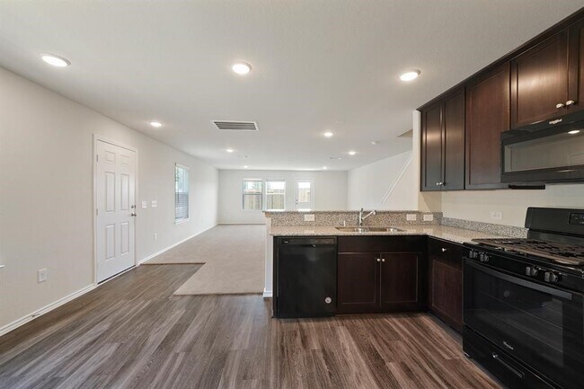 Foto del edificio - 14750 Jasper Stream Ct