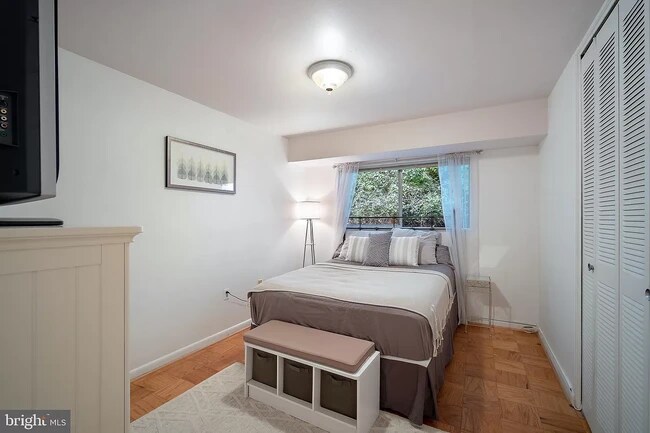 Foto del edificio - 10684 Weymouth St