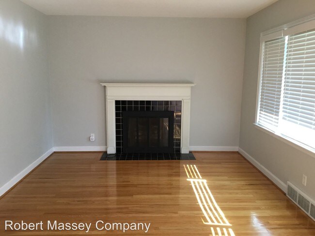 Building Photo - 3 br, 2 bath House - 1621 Nightingale Road