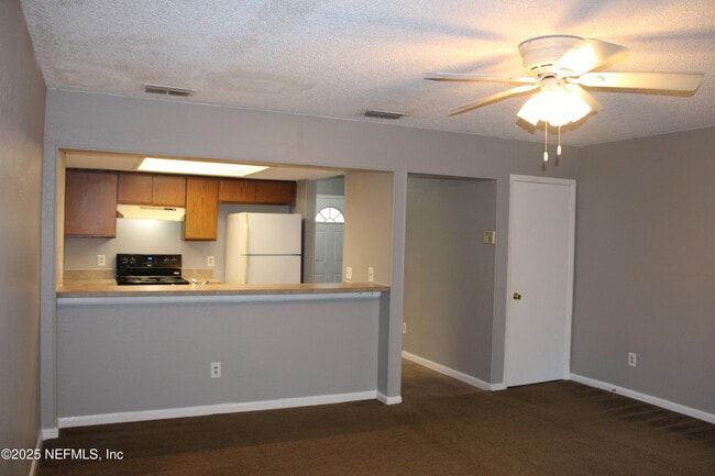 Foto del edificio - 791 Assisi Ln