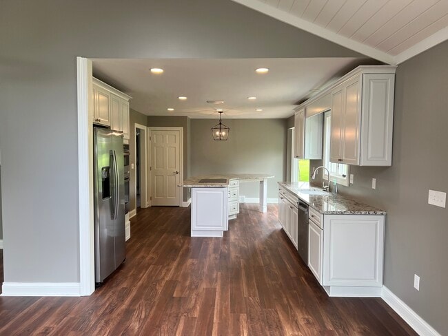 Kitchen - 5893 Leven Links Ct