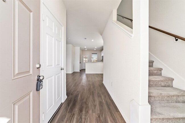 Building Photo - Beautiful HOME Katy Crossing! Fantastic Tw...