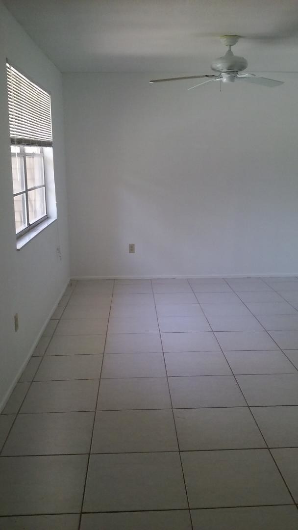 Building Photo - 3067 Huron Ave