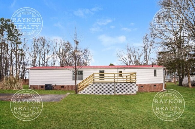 Building Photo - 72 Abbey Way