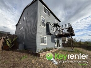 Building Photo - 2688 81st Ave Ct E