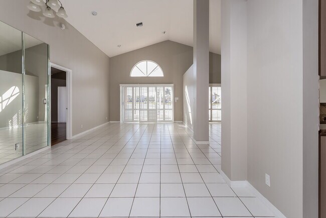 Building Photo - 7794 Hoffy Cir