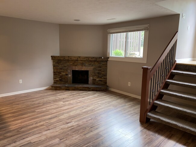 Building Photo - 3527 Villa-Casa Ct