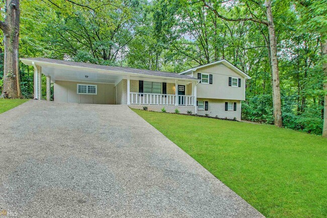 Building Photo - 6224 Marilla St