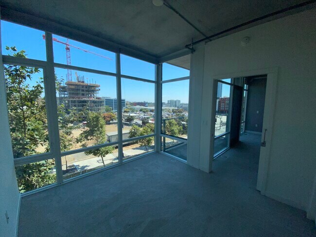 Building Photo - 1080 Park