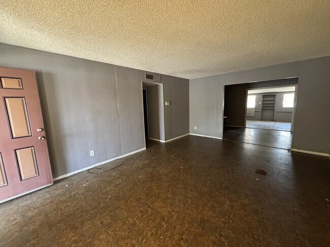 Foto del edificio - 6316 W Catalina Dr