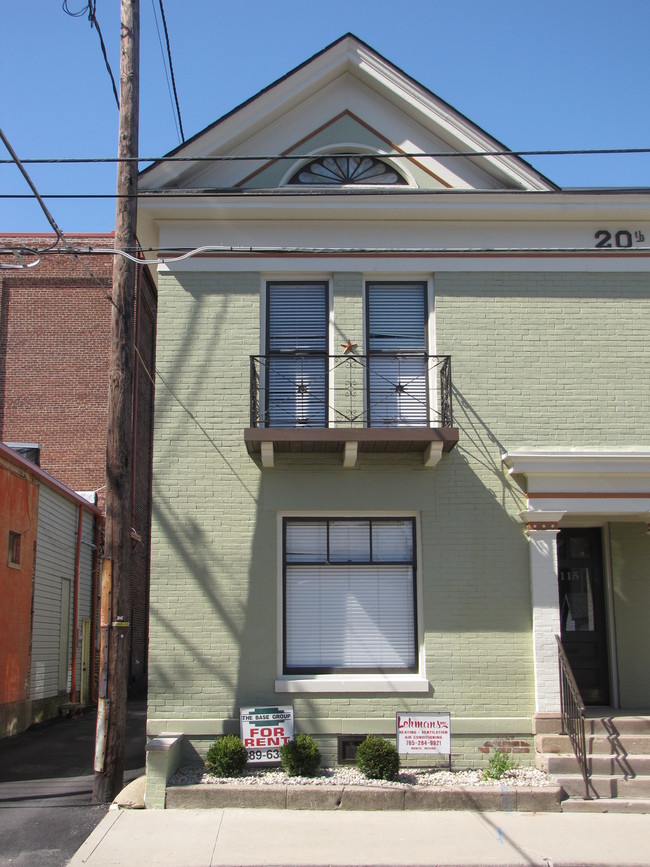 Upstairs Unit View from Street - 117 N Jefferson St