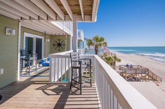 Building Photo - 2105 Surfrider Ct