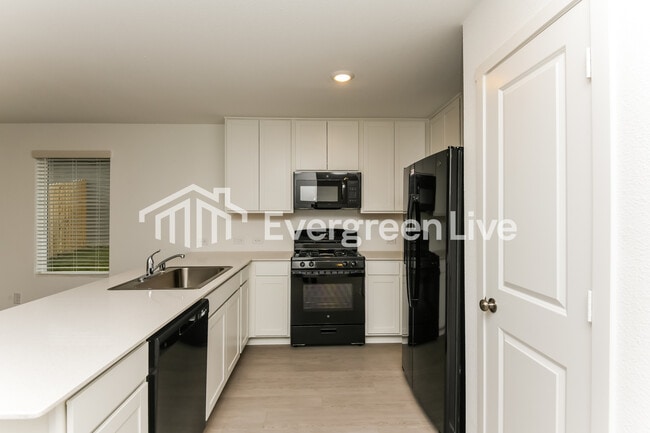 Building Photo - 10716 Dusty Rnch Rd