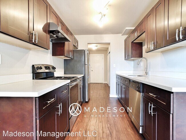 Building Photo - 6736 24th Ave NW