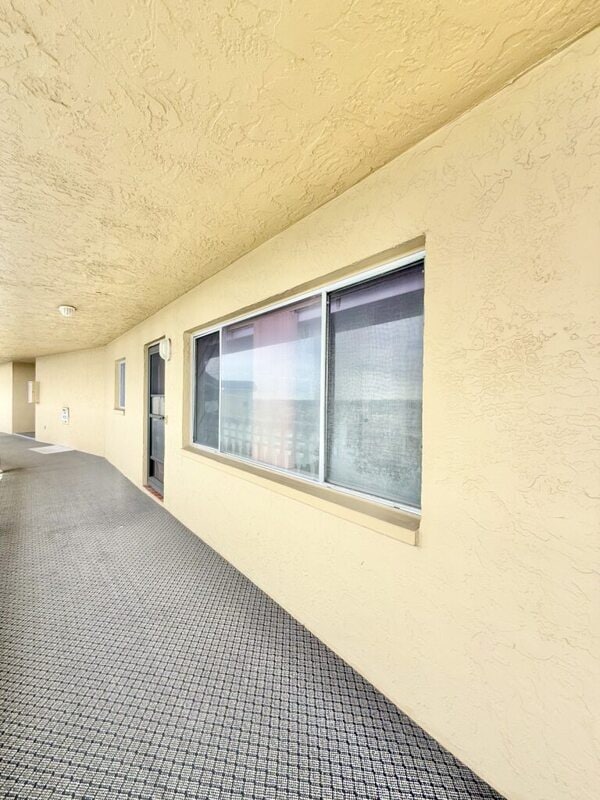 Foto del edificio - 8950 Park Blvd