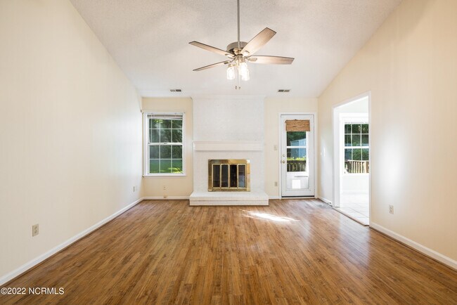 Foto del edificio - 224 Audubon Dr