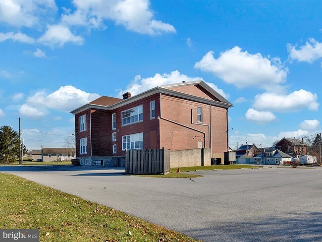 Foto del edificio - 20 W Market St