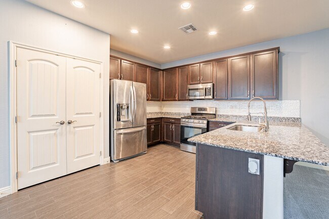 Foto del edificio - Verrado Living - 4 Bedrooms & 3 Baths!