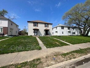 Building Photo - 1310 E 25th Ave