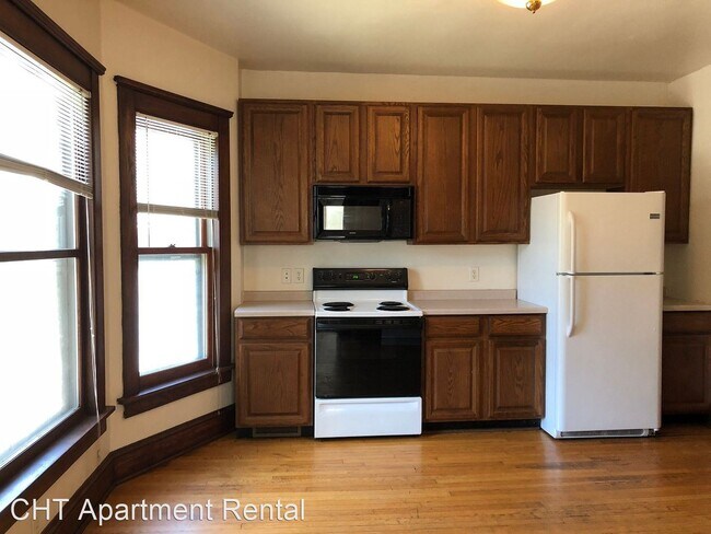 Foto del edificio - 4 br, 1 bath Apartment - 639 E. Johnson St.