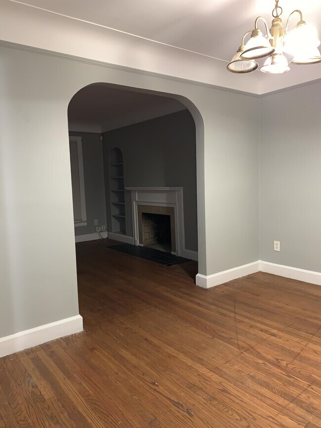 Building Photo - 13860 Collingham Dr