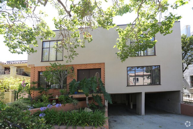 Foto del edificio - 423 S Maple Dr