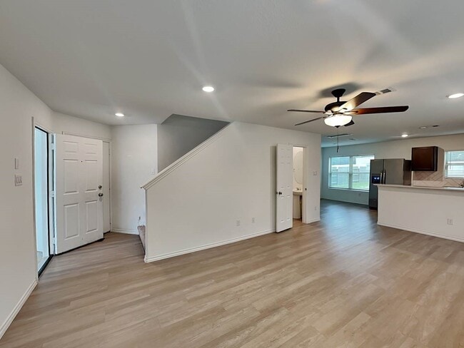 Building Photo - 18726 Faustina Way