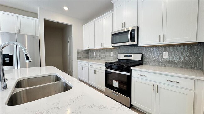 Foto del edificio - 227 Water Oak Wy