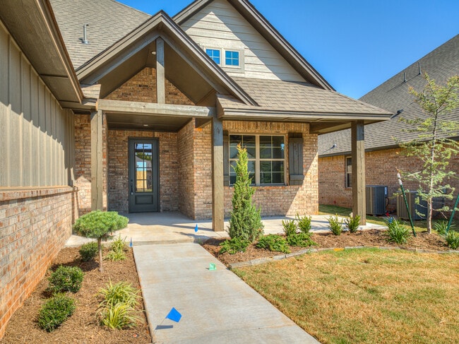 Foto del edificio - 14517 Chambord Dr