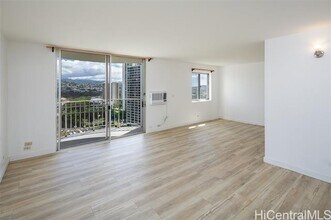 Building Photo - 98-1038-1038 Moanalua Rd