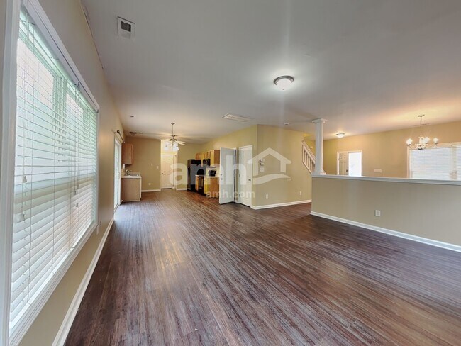 Foto del edificio - 4213 Bay Rum Ln