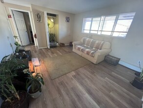 Building Photo - 7060 Alegre Cir