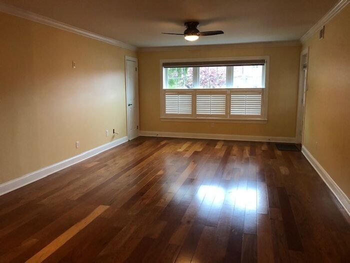 Primary Photo - 2 bedroom Condo For Rent 19027 Elkins Park