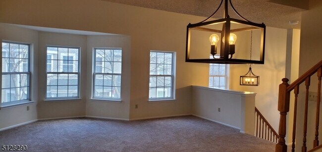 Foto del edificio - 1473 Cornwall Rd